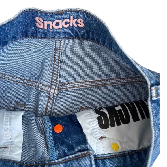 MOTHER Denim The Tippy Top Sweet Tooth Ankle Jeans in Delicious Memories, 26 - Picture 5 of 5